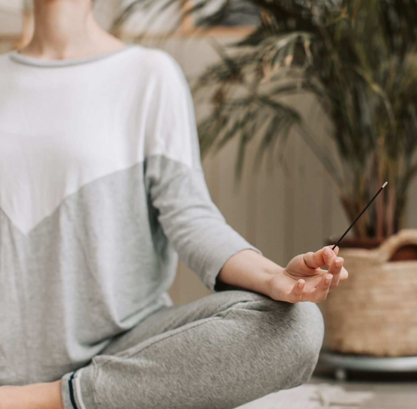 lady sitting in a relaxed pose